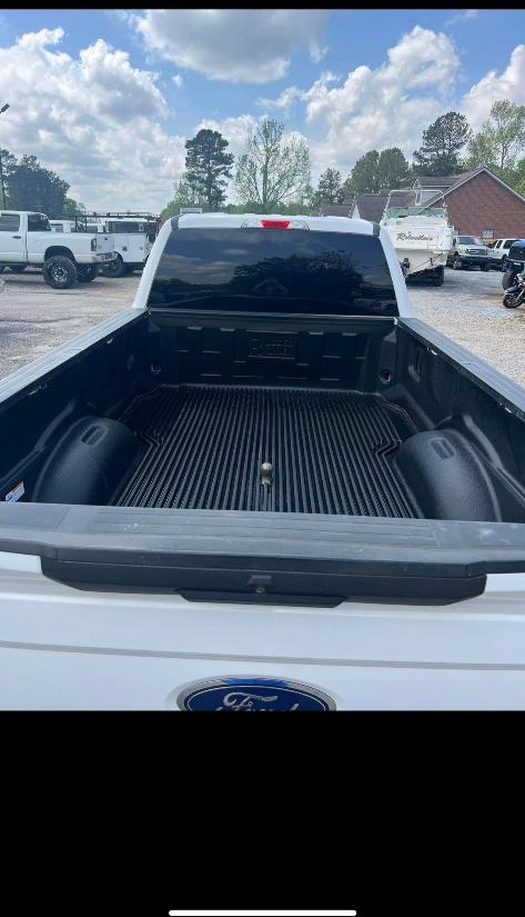Thumbnail image of 2017 Ford F-250 Super Duty at Truck Kings Auto Sales Inc.