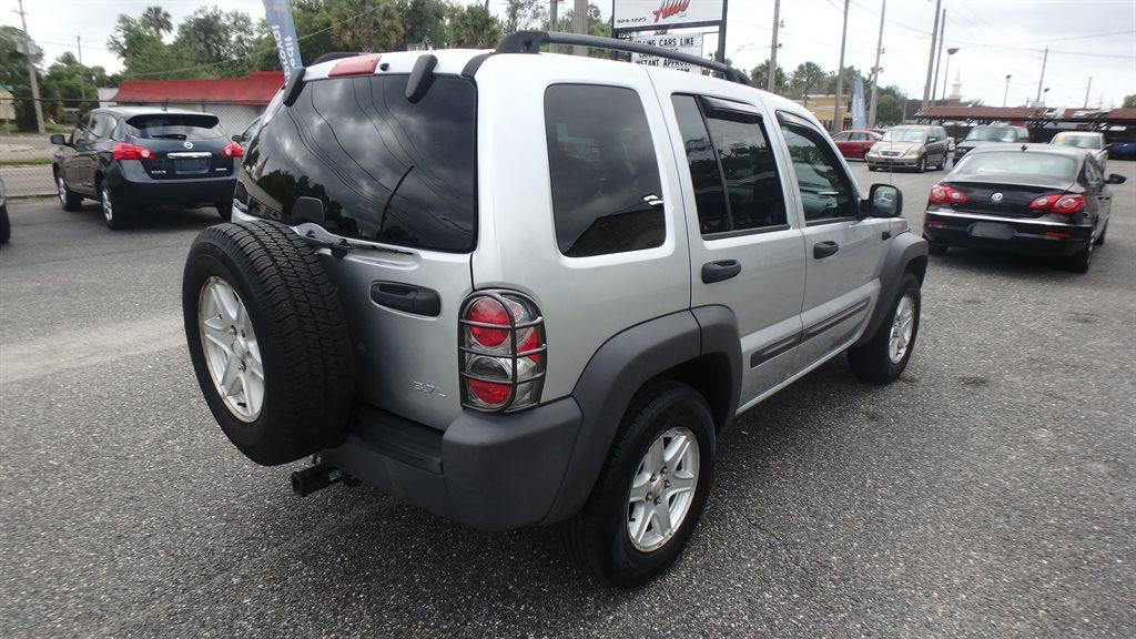Thumbnail image of 2004 Jeep Liberty at 123 Auto LLC
