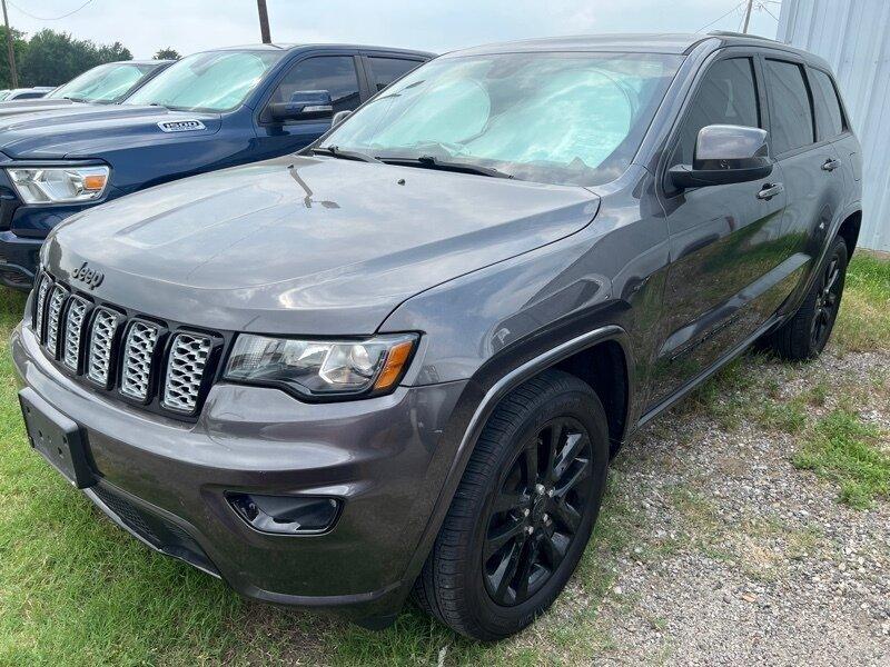 Thumbnail image of 2018 Jeep Grand Cherokee at Triple J's Auto Sales, LLC