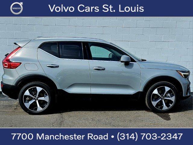 Thumbnail image of 2025 Volvo XC40 at Dean Team Volvo - New