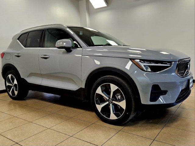 Thumbnail image of 2025 Volvo XC40 at Dean Team Volvo - New
