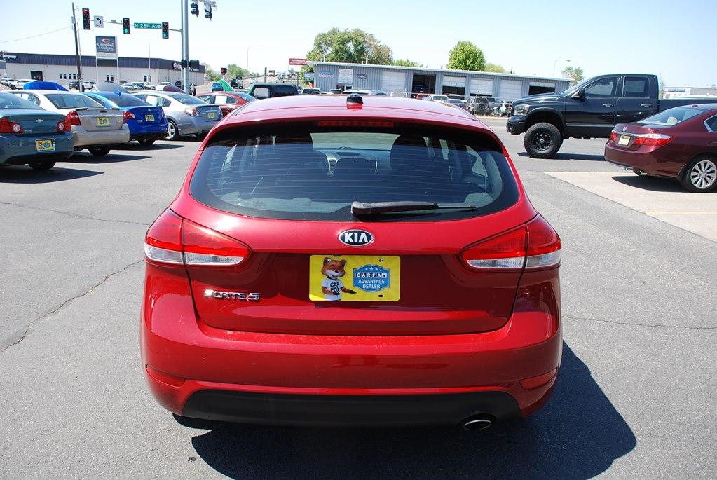 Thumbnail image of 2017 Kia Forte5 at BULLDOG MOTORS