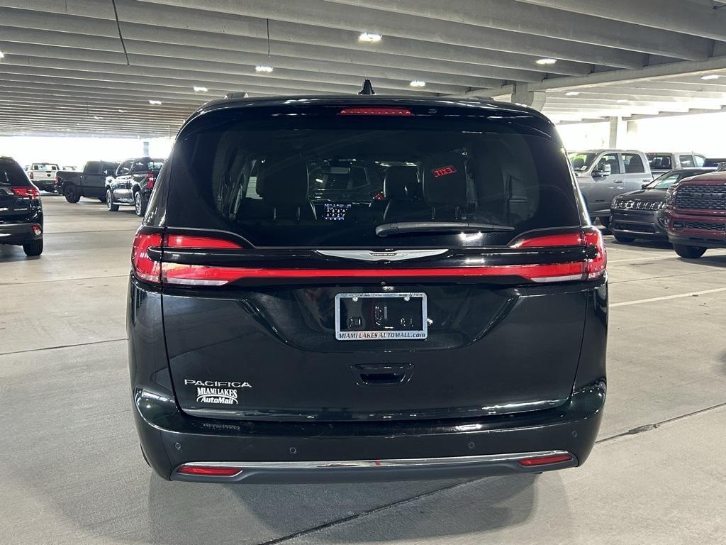 Thumbnail image of 2021 Chrysler Pacifica at Miami Lakes Automall