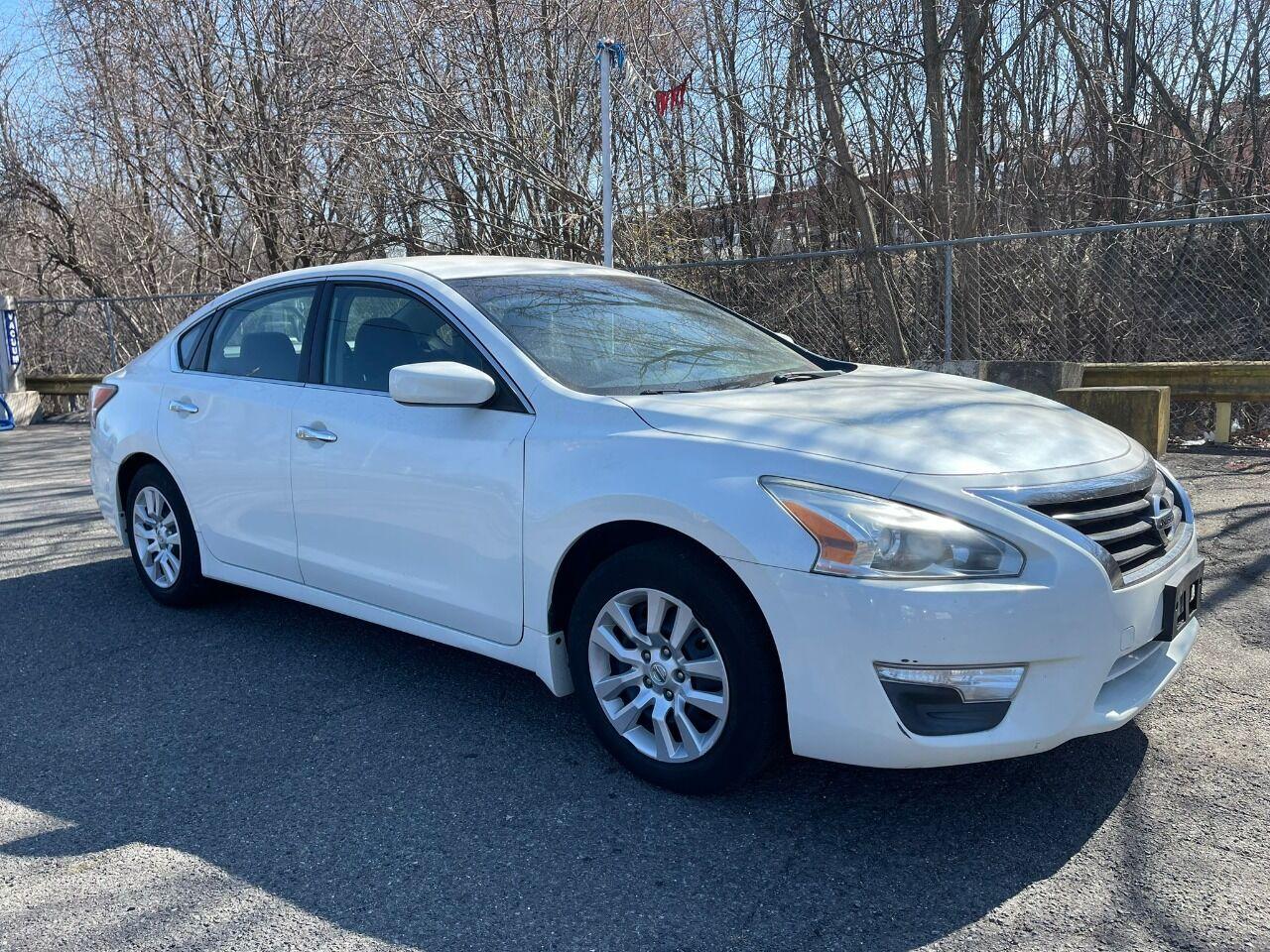 Thumbnail image of 2014 Nissan Altima at Yazz Auto Sales