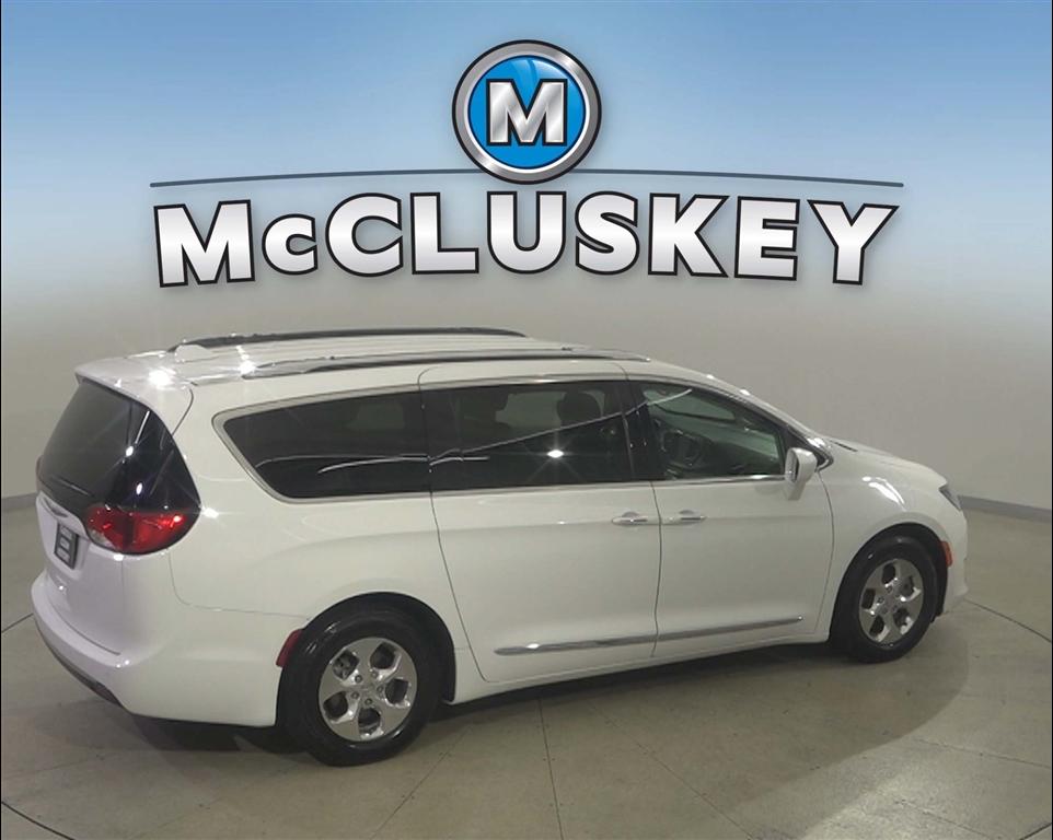 Thumbnail image of 2018 Chrysler Pacifica Hybrid at Mccluskey Chevrolet Kings Automall