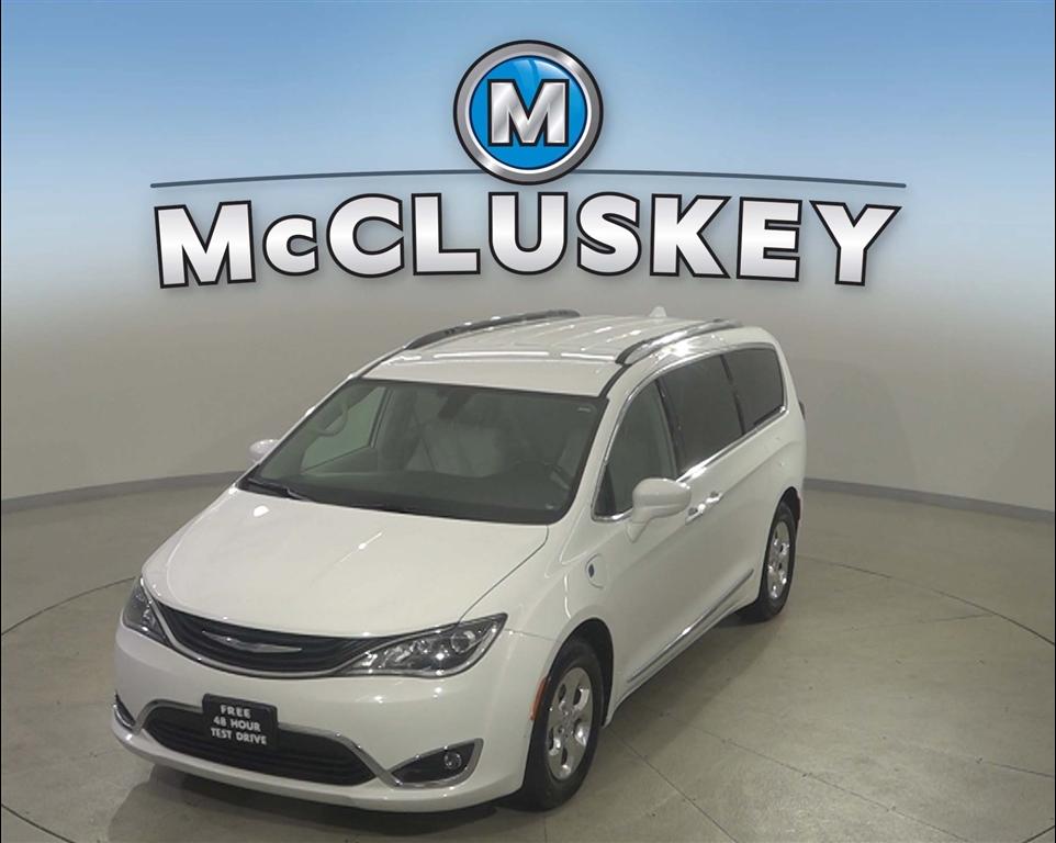 Thumbnail image of 2018 Chrysler Pacifica Hybrid at Mccluskey Chevrolet Kings Automall
