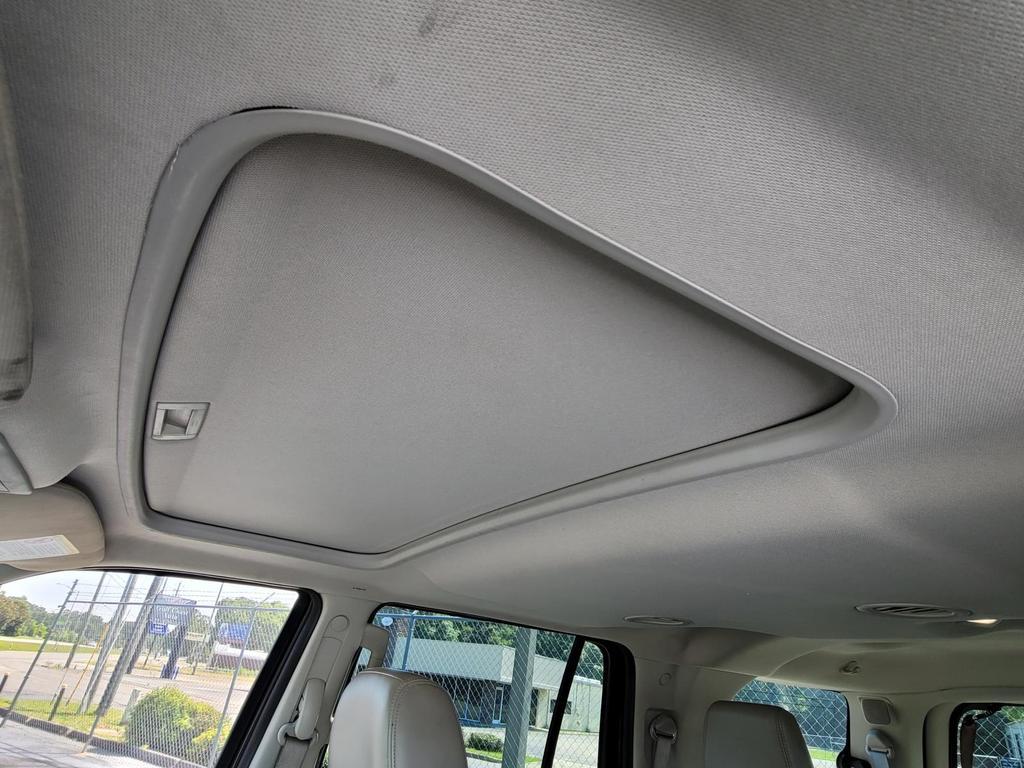 Thumbnail image of 2015 Lincoln Navigator at Elite Motors LLC