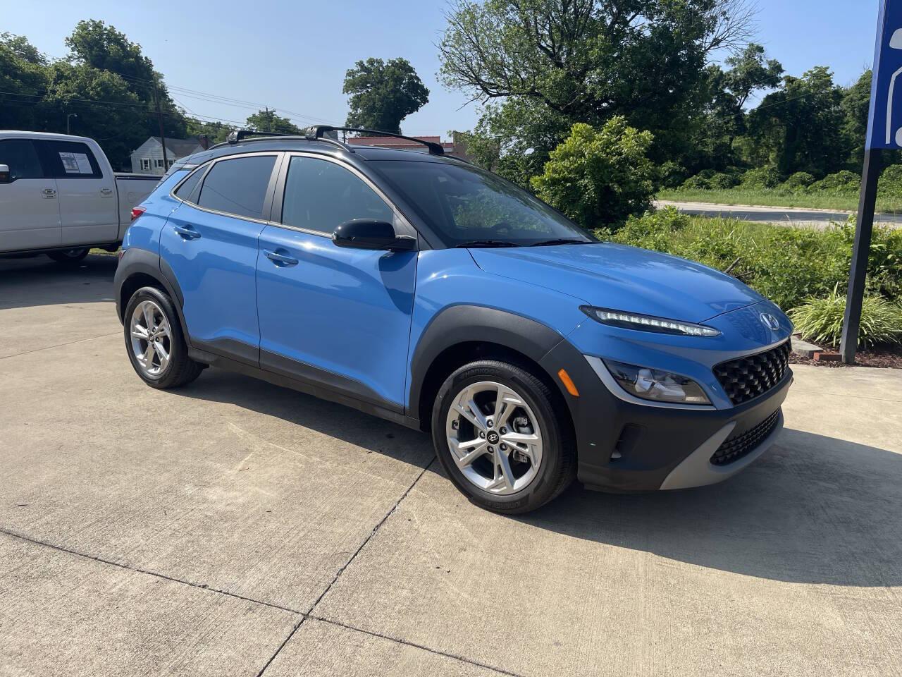 Thumbnail image of 2022 Hyundai KONA at Van 2 Auto Sales Inc.