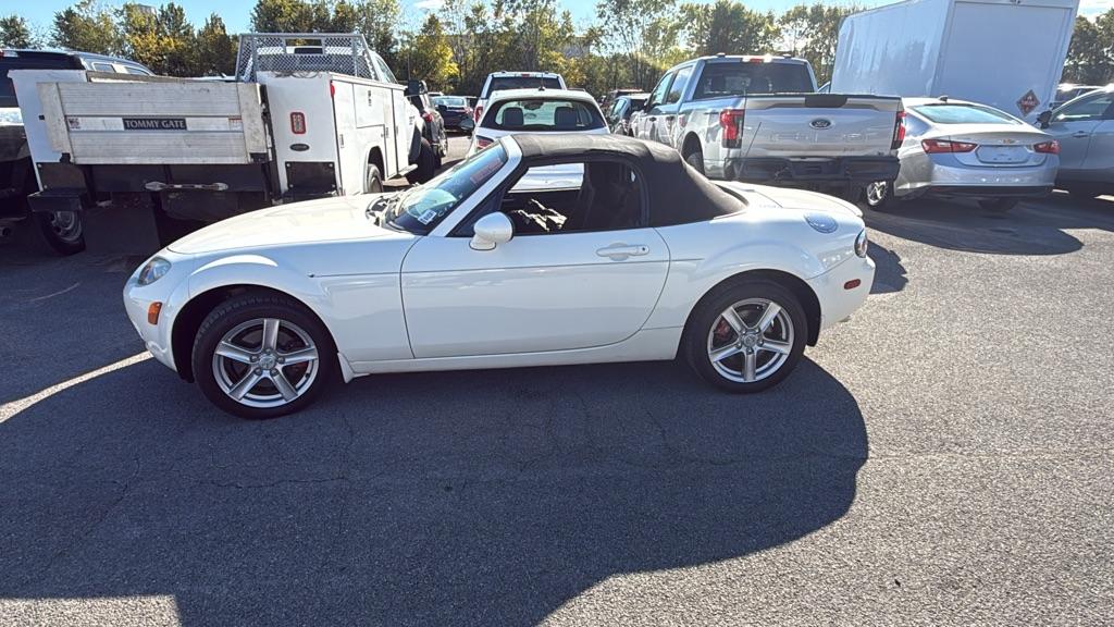 Thumbnail image of 2007 Mazda MX-5 Miata at JPAUTOCENTERS LLC