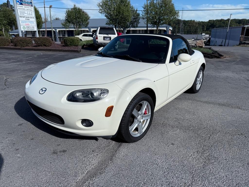 Thumbnail image of 2007 Mazda MX-5 Miata at JPAUTOCENTERS LLC
