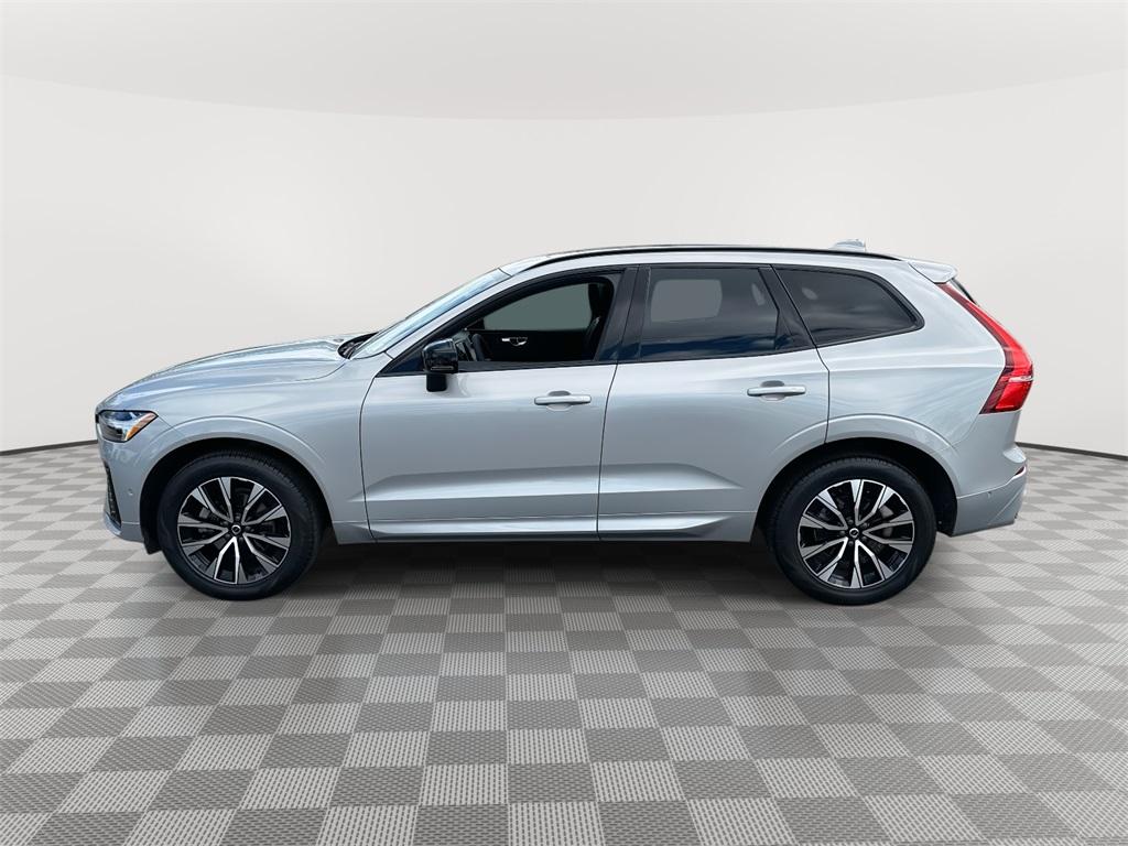 Thumbnail image of 2023 Volvo XC60 at Empire Volvo Cars of Smithtown