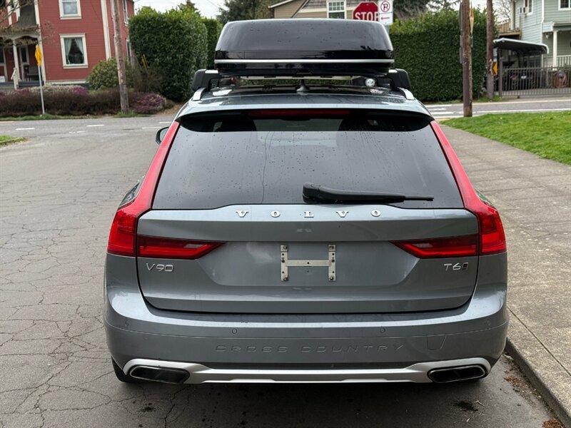 Thumbnail image of 2018 Volvo V90 Cross Country at Braida of PORTLAND, OR