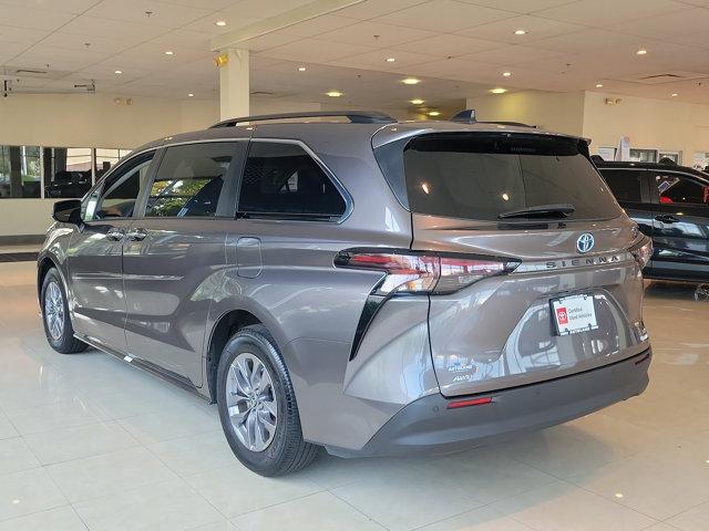 Thumbnail image of 2023 Toyota Sienna at Autoland Toyota