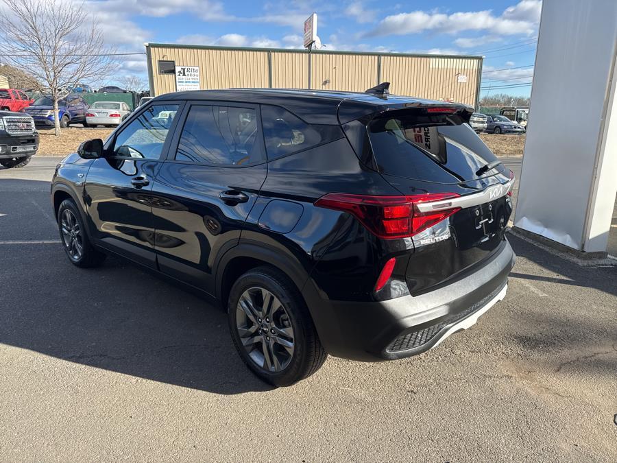 Thumbnail image of 2023 Kia Seltos at Prestige Auto Cars