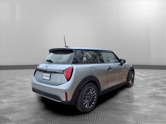 Thumbnail image of 2025 MINI Hardtop 2 Door at MiniOfTheMainline of Bala Cynwyd, PA