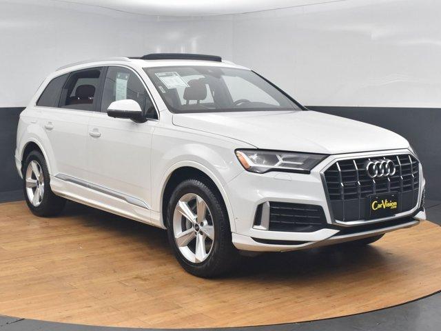 Thumbnail image of 2022 Audi Q7 at Car Vision Inc.