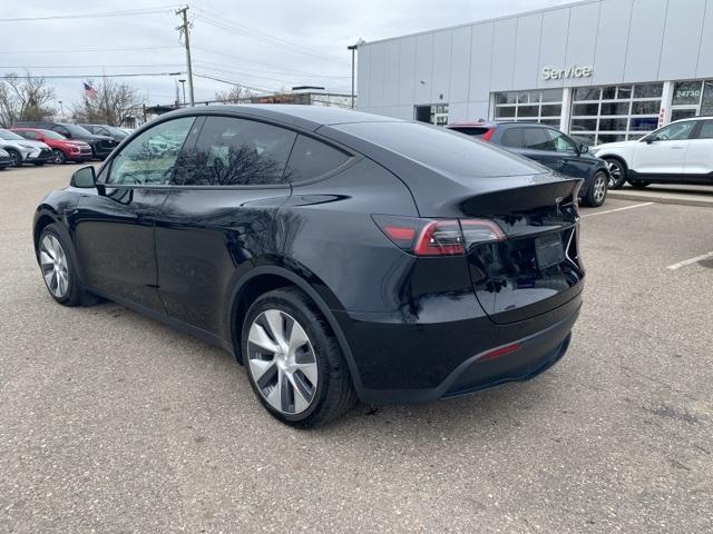 Thumbnail image of 2023 Tesla Model Y at LaFontaine Volvo Cars of Farmington Hills