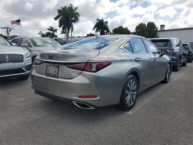 Thumbnail image of 2021 Lexus ES 350 at Doral Lincoln