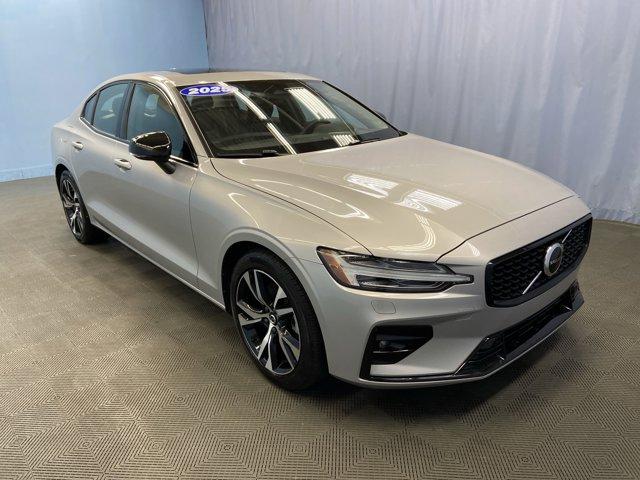 Thumbnail image of 2025 Volvo S60 at Gengras Volvo