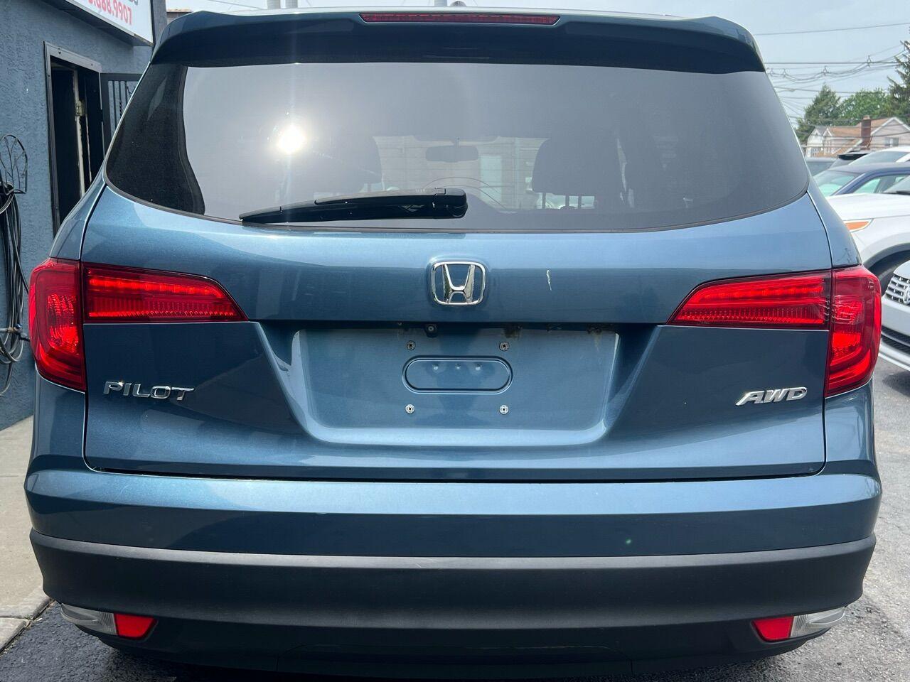 Thumbnail image of 2016 Honda Pilot at Stallion Auto Group