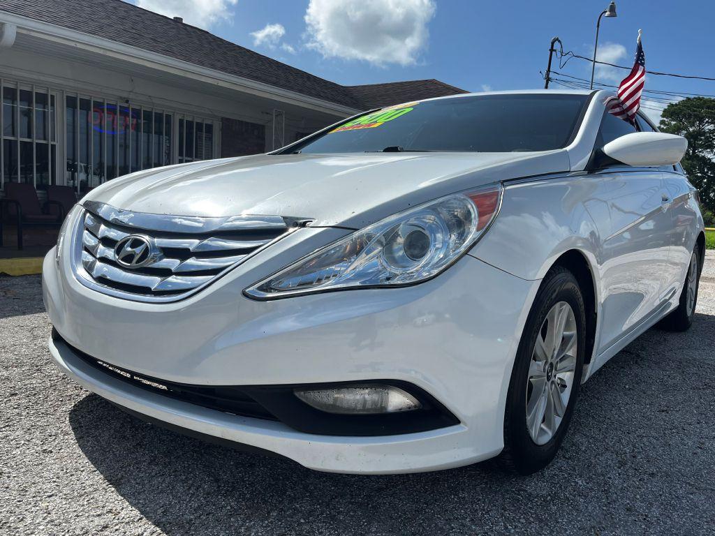 Thumbnail image of 2013 Hyundai SONATA at SPEEDY AUTO SALES