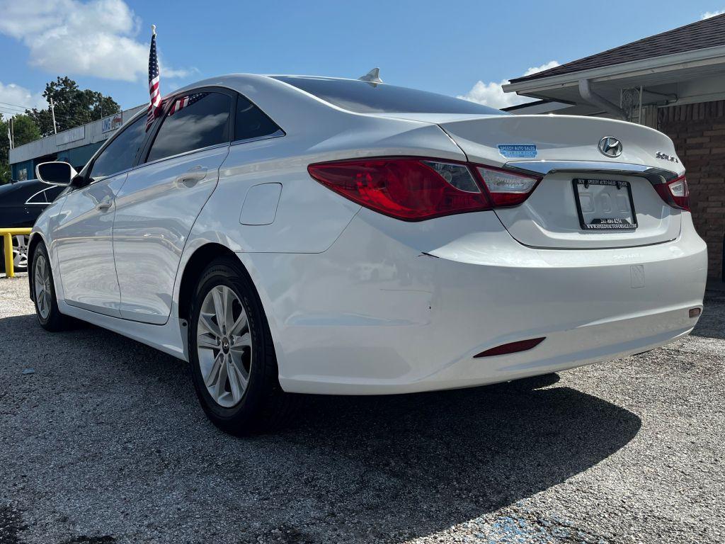 Thumbnail image of 2013 Hyundai SONATA at SPEEDY AUTO SALES