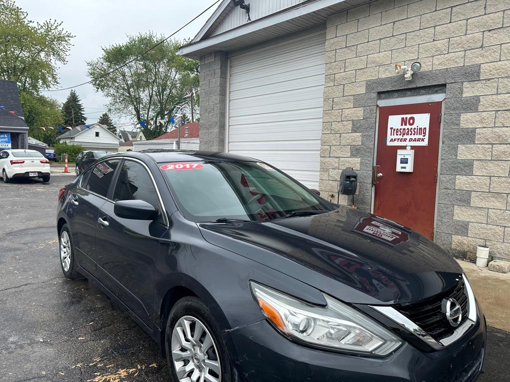 Thumbnail image of 2017 Nissan Altima at MOTORNATION AUTO SALES
