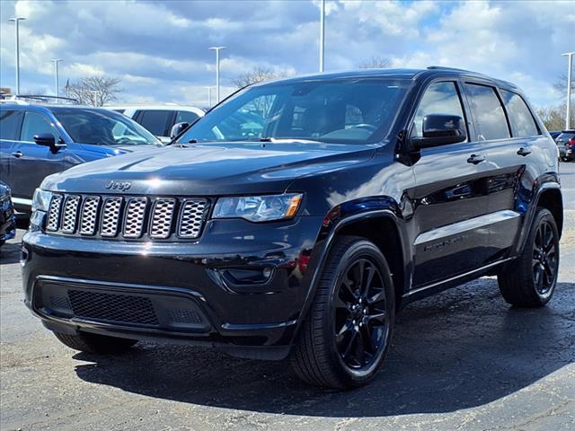 Thumbnail image of 2019 Jeep Grand Cherokee at Kings Kia
