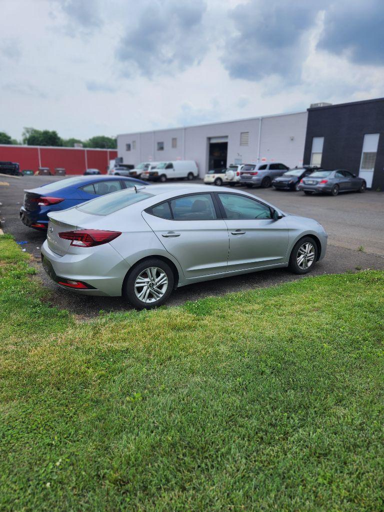 Thumbnail image of 2020 Hyundai ELANTRA at PROFESSIONAL SALES, INC