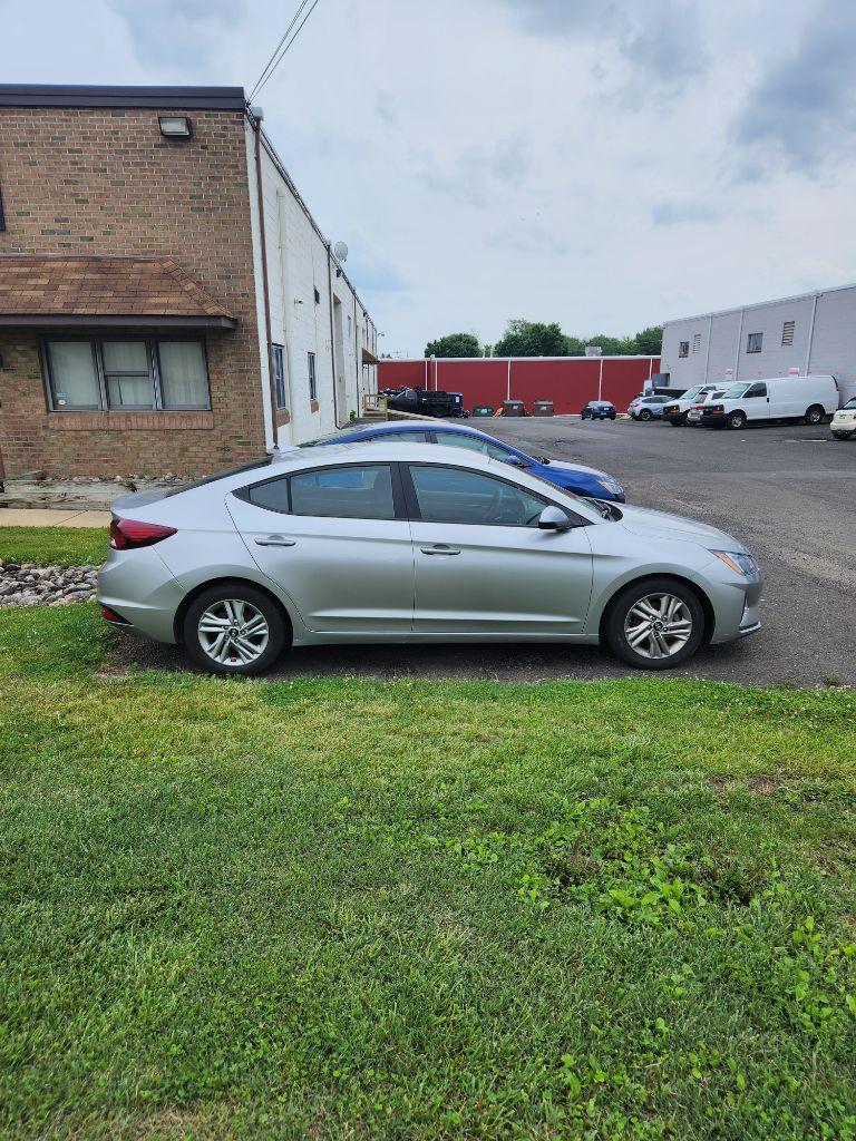 Thumbnail image of 2020 Hyundai ELANTRA at PROFESSIONAL SALES, INC