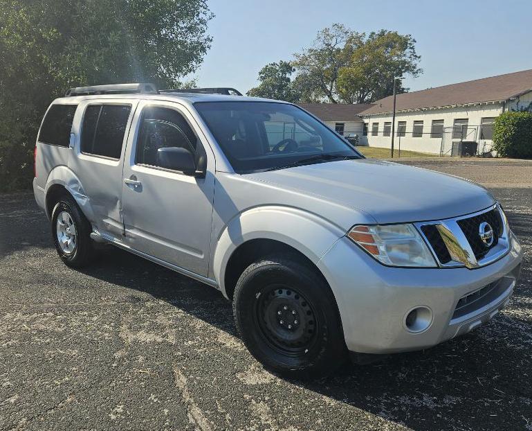 Thumbnail image of 2012 Nissan Pathfinder at THRIFTY WHEELS