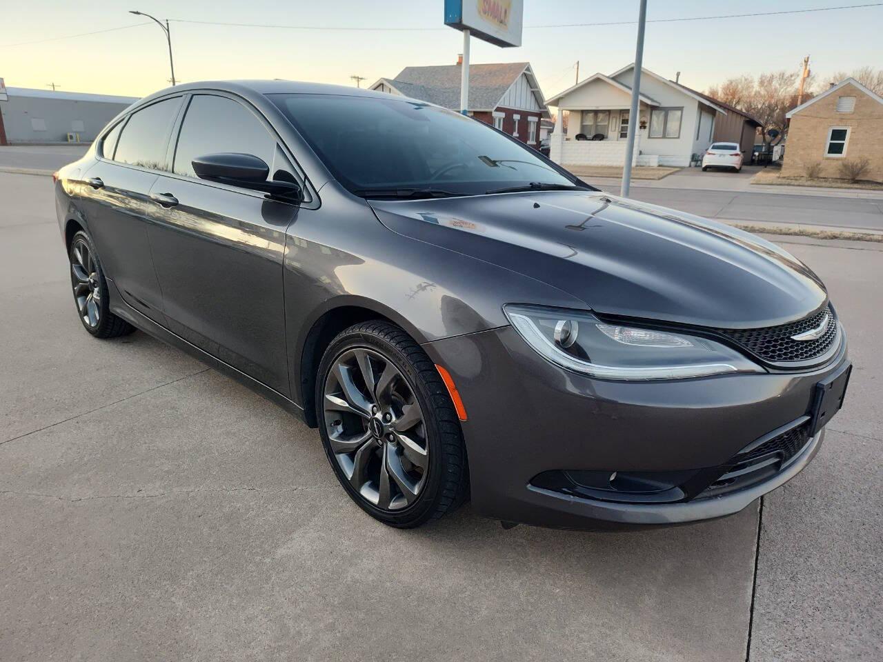 Thumbnail image of 2016 Chrysler 200 at World of Wheels Autoplex