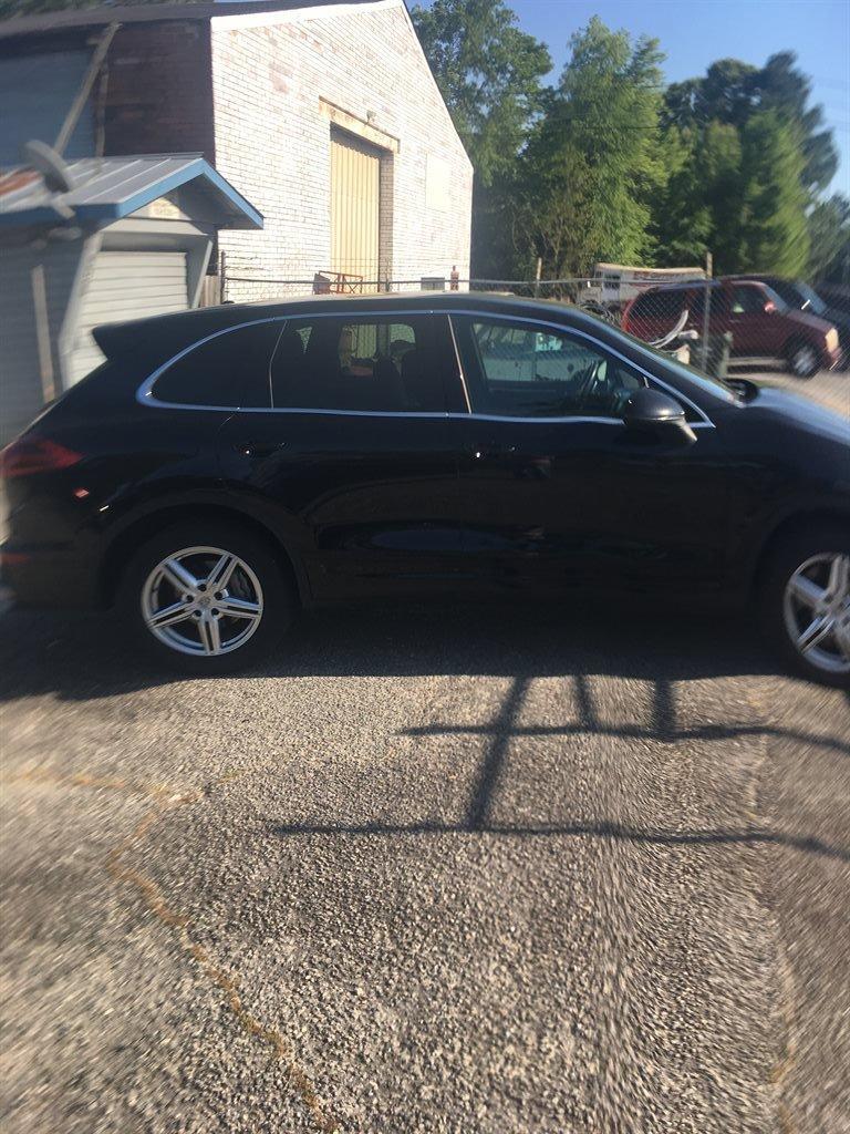Thumbnail image of 2015 Porsche Cayenne at Robins Imports