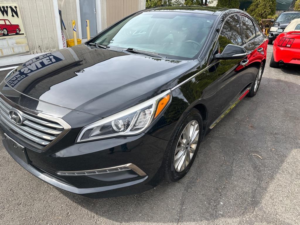 Thumbnail image of 2015 Hyundai SONATA at AUTO TOWN LLC