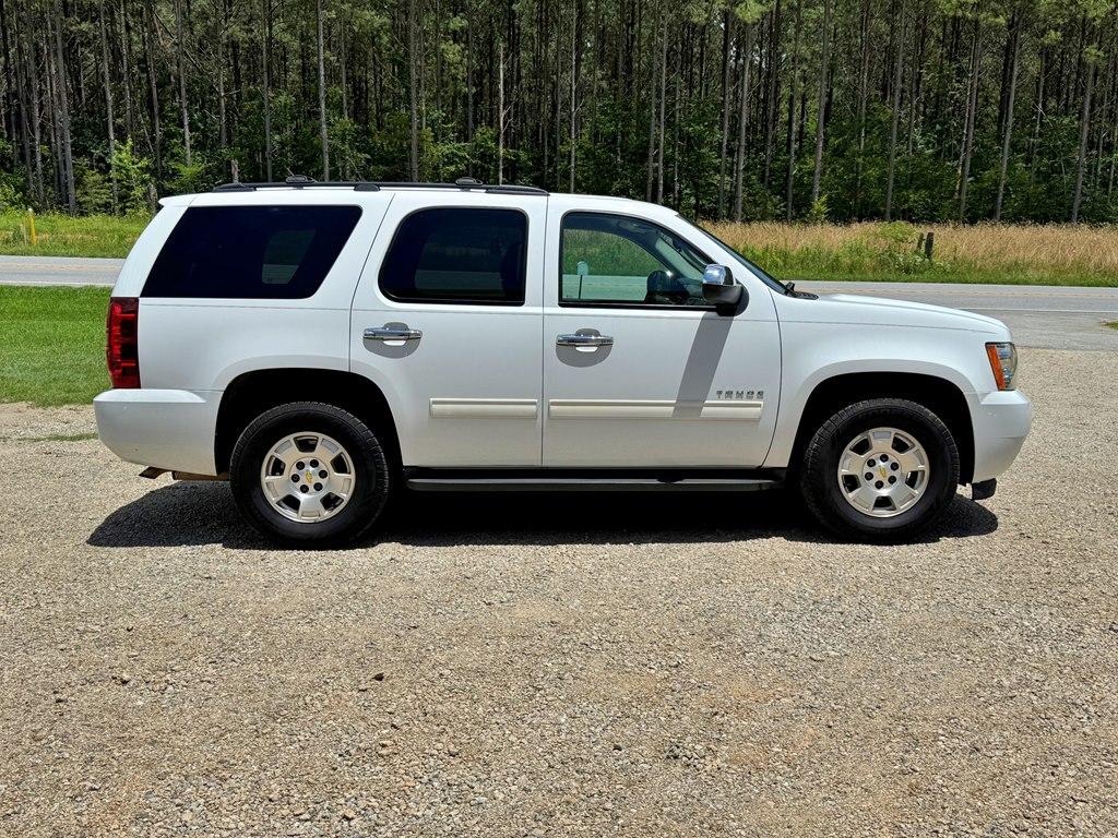 Thumbnail image of 2010 Chevrolet Tahoe at SIXS AUTO SALES