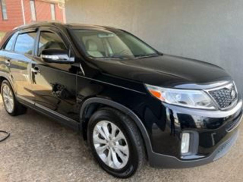 Thumbnail image of 2014 Kia Sorento at GALAXY AUTO SALES LLC.