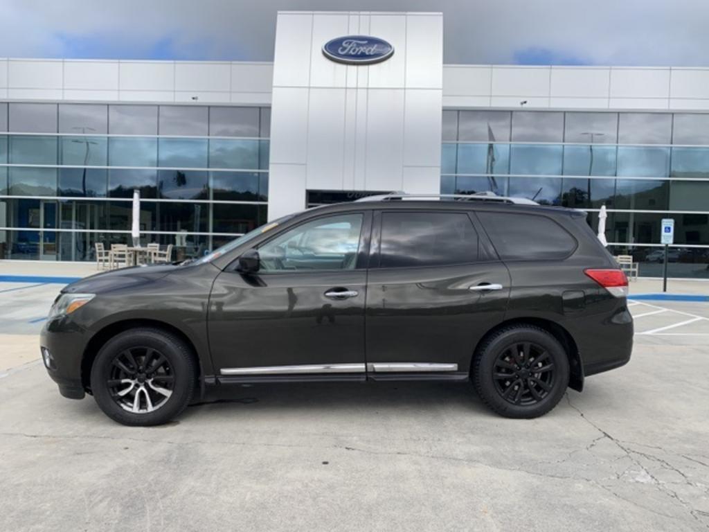 Thumbnail image of 2016 Nissan Pathfinder at Toccoa Auto Mall LLC