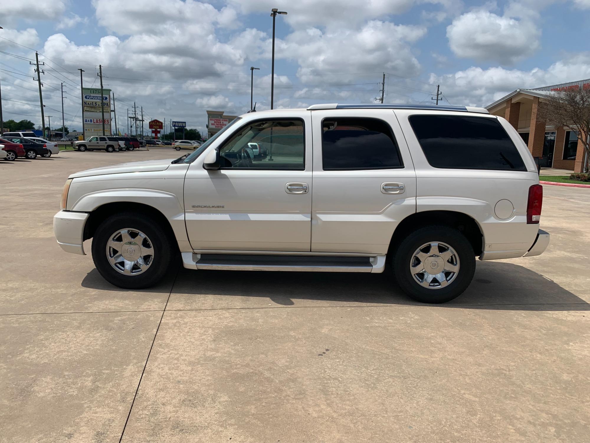 Thumbnail image of 2005 Cadillac Escalade at Fred Fincher Motors