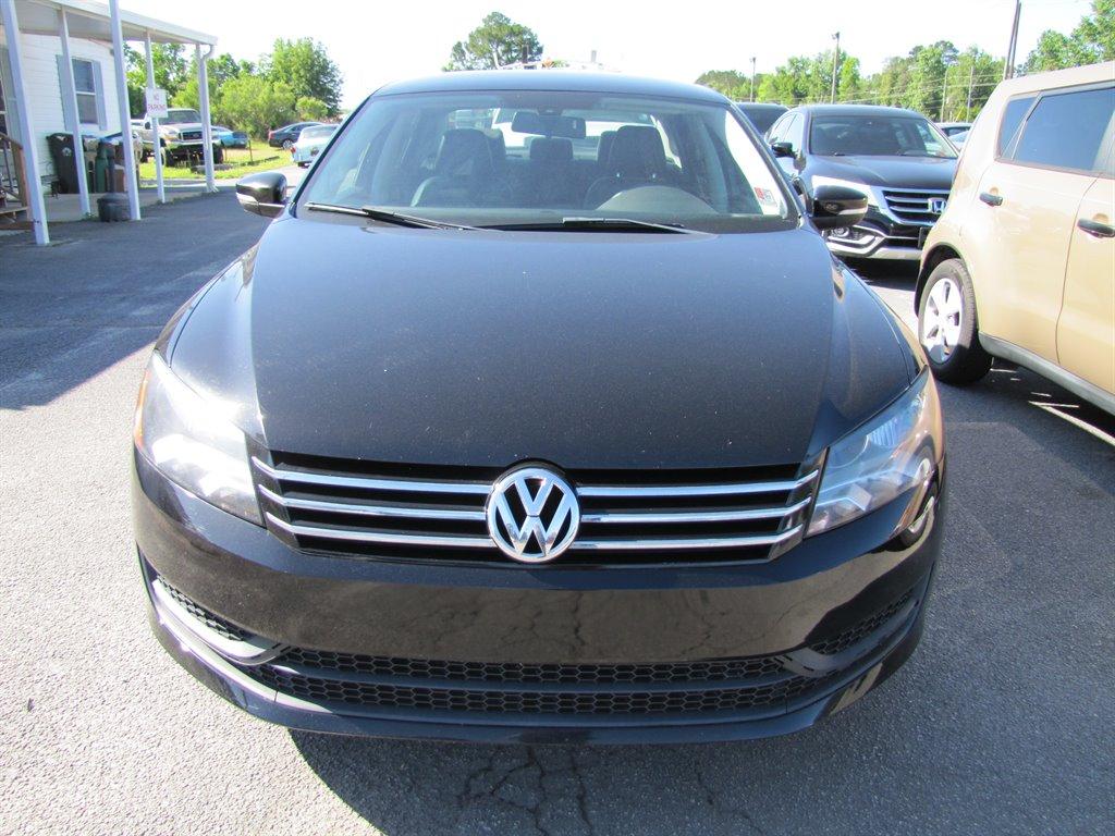Thumbnail image of 2014 Volkswagen Passat at Bell's Auto Sales INC
