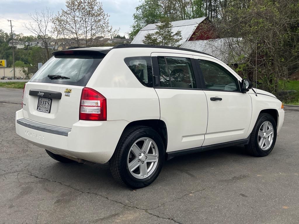 Thumbnail image of 2007 Jeep Compass at Jeff's Auto Sales, Llc