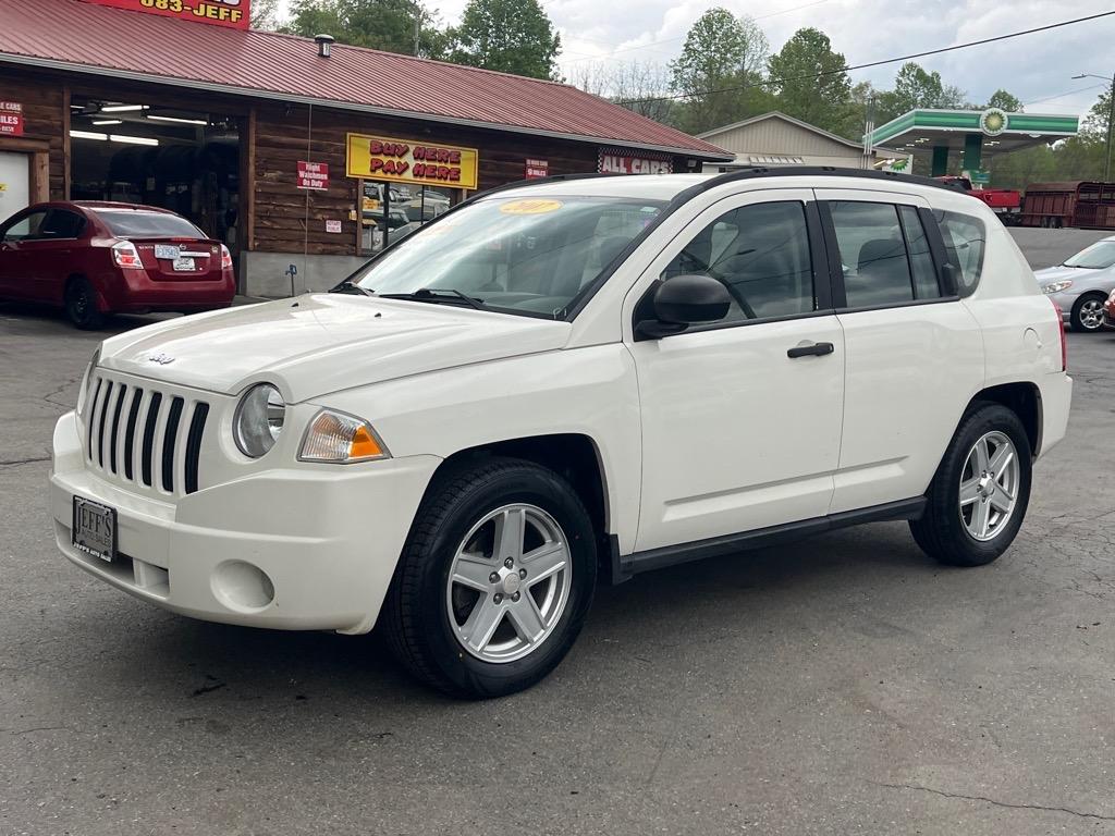 Thumbnail image of 2007 Jeep Compass at Jeff's Auto Sales, Llc