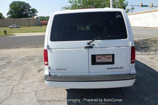 Thumbnail image of 2004 Chevrolet Astro at AutoCorner Website System