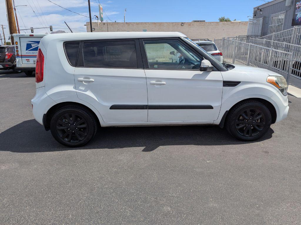 Thumbnail image of 2013 Kia Soul at DISCO MOTORS
