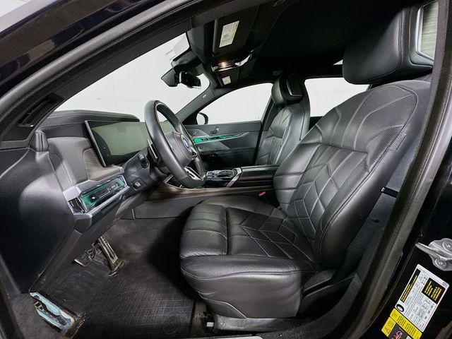 Thumbnail image of 2023 BMW i7 at Habberstad BMW of Huntington