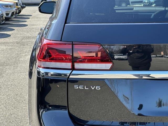 Thumbnail image of 2022 Volkswagen Atlas at East Hills Chrysler Jeep Dodge