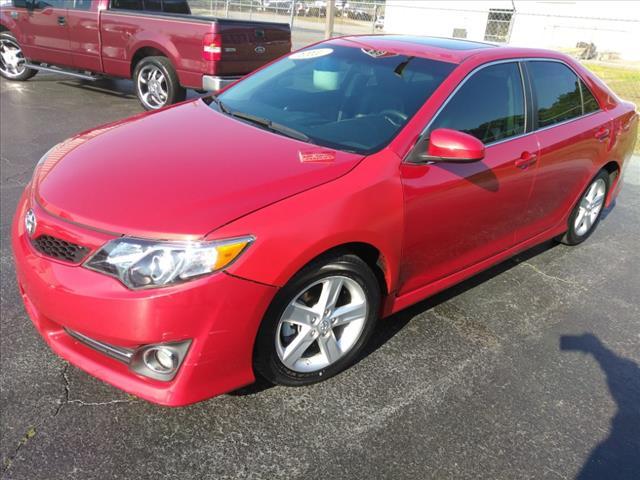 Thumbnail image of 2013 Toyota Camry at Price Point