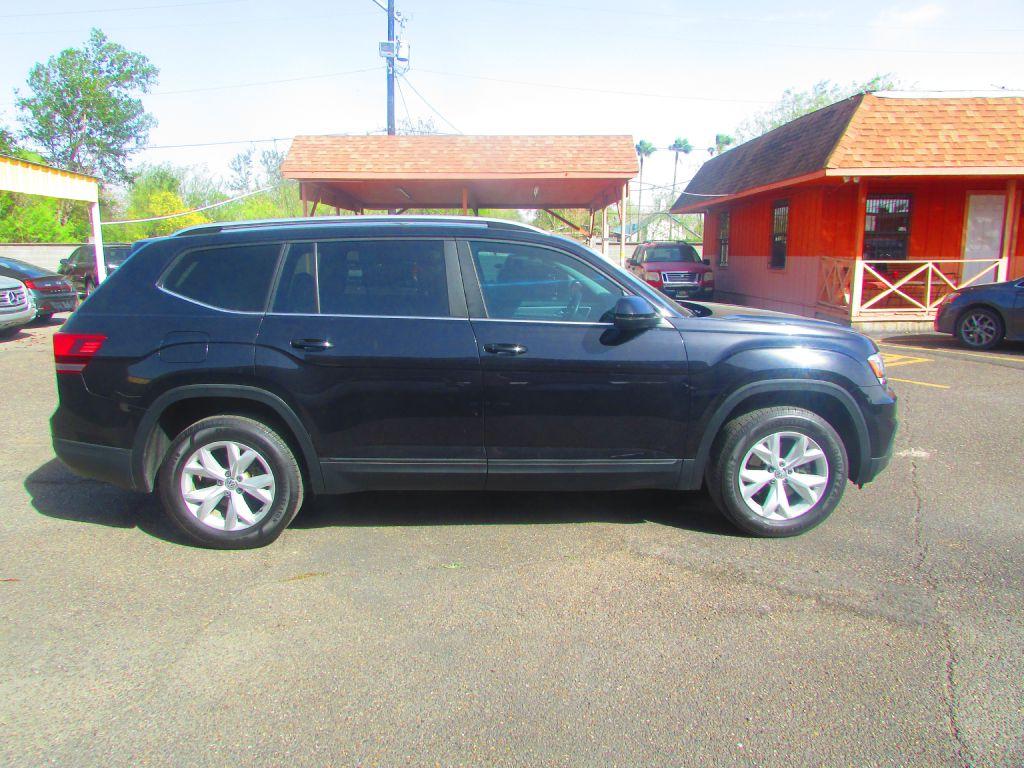 Thumbnail image of 2018 Volkswagen Atlas at RAMOS AUTO SALES INC