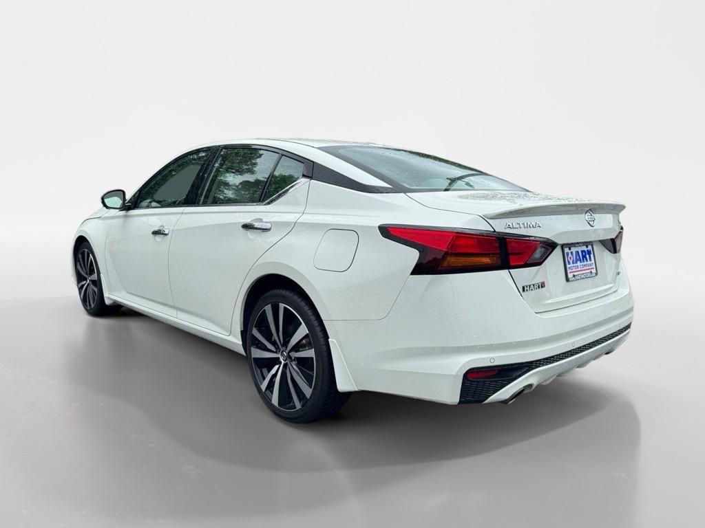 Thumbnail image of 2019 Nissan Altima at Hart Motors