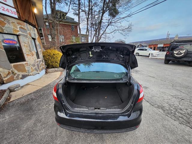 Thumbnail image of 2014 Ford Focus at Starter Cars