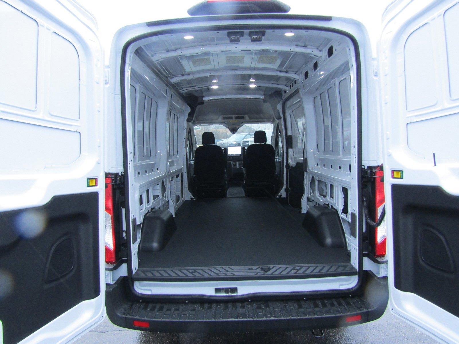 Thumbnail image of 2023 Ford E-Transit at Porcaro Ford Mitsubishi